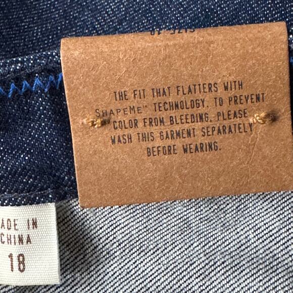 Coldwater Creek SZ 18 Cropped Jeans Natural Fit Stretch Zip-Fly Pockets Blue - Picture 7 of 10